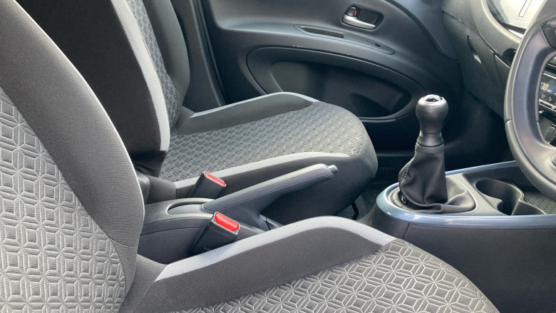 Toyota Aygo X 1.0 VVT-i Edge 5dr Petrol Hatchback